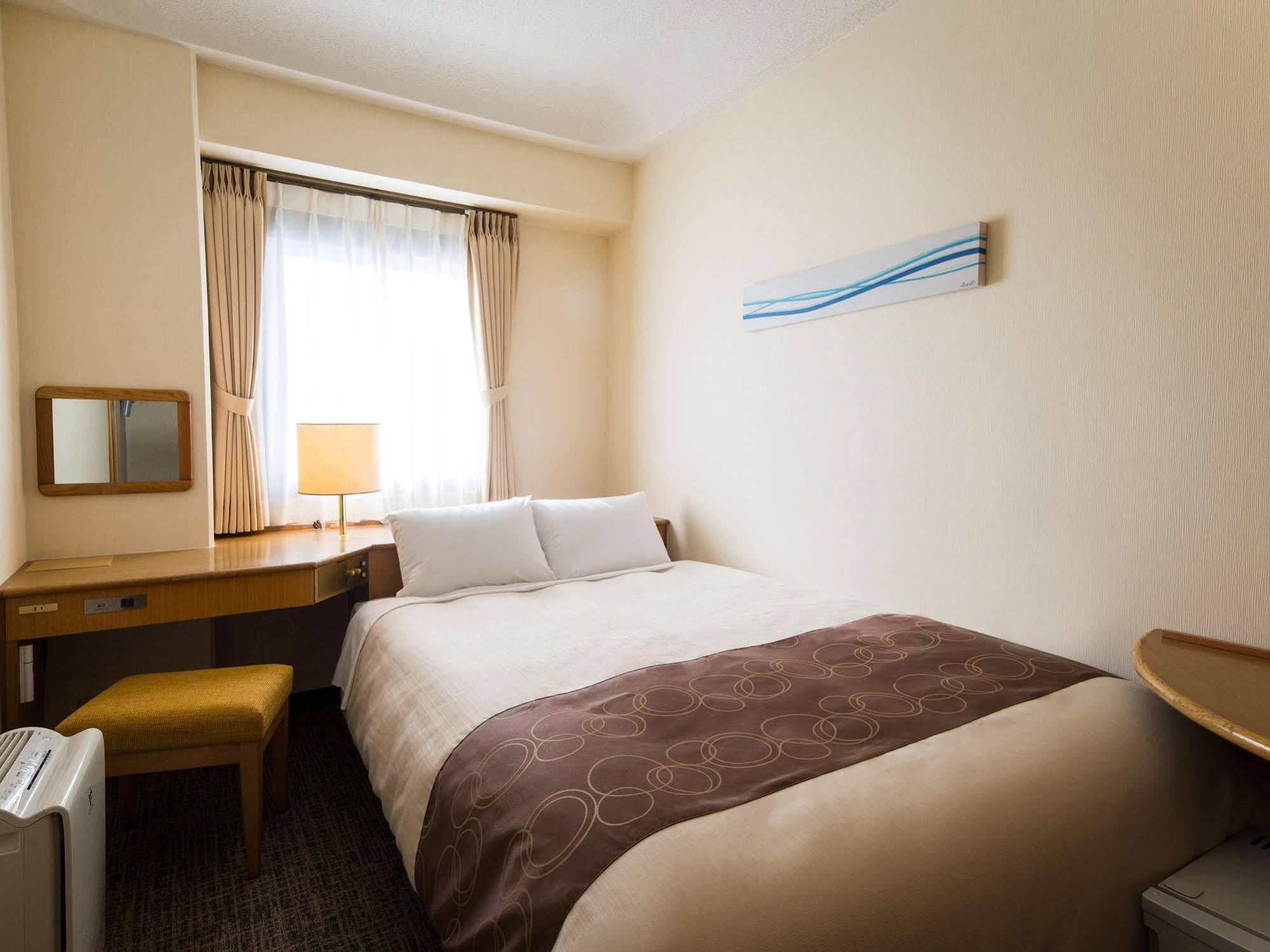 Osaka Umeda Os Hotel Экстерьер фото